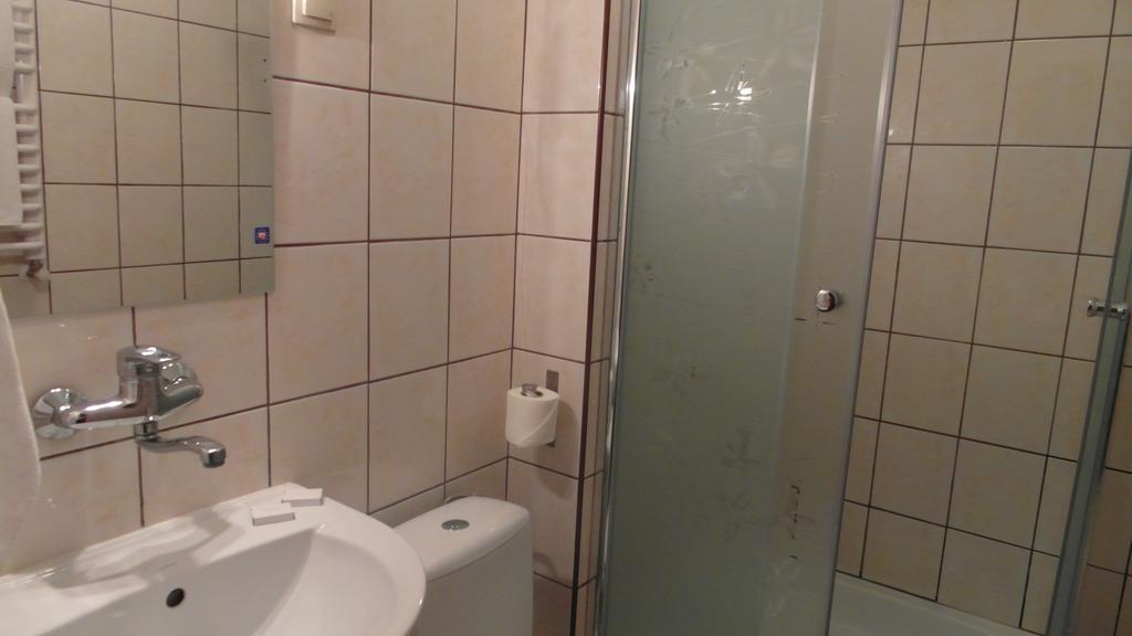 Hotel Julianow Warsaw Bilik gambar