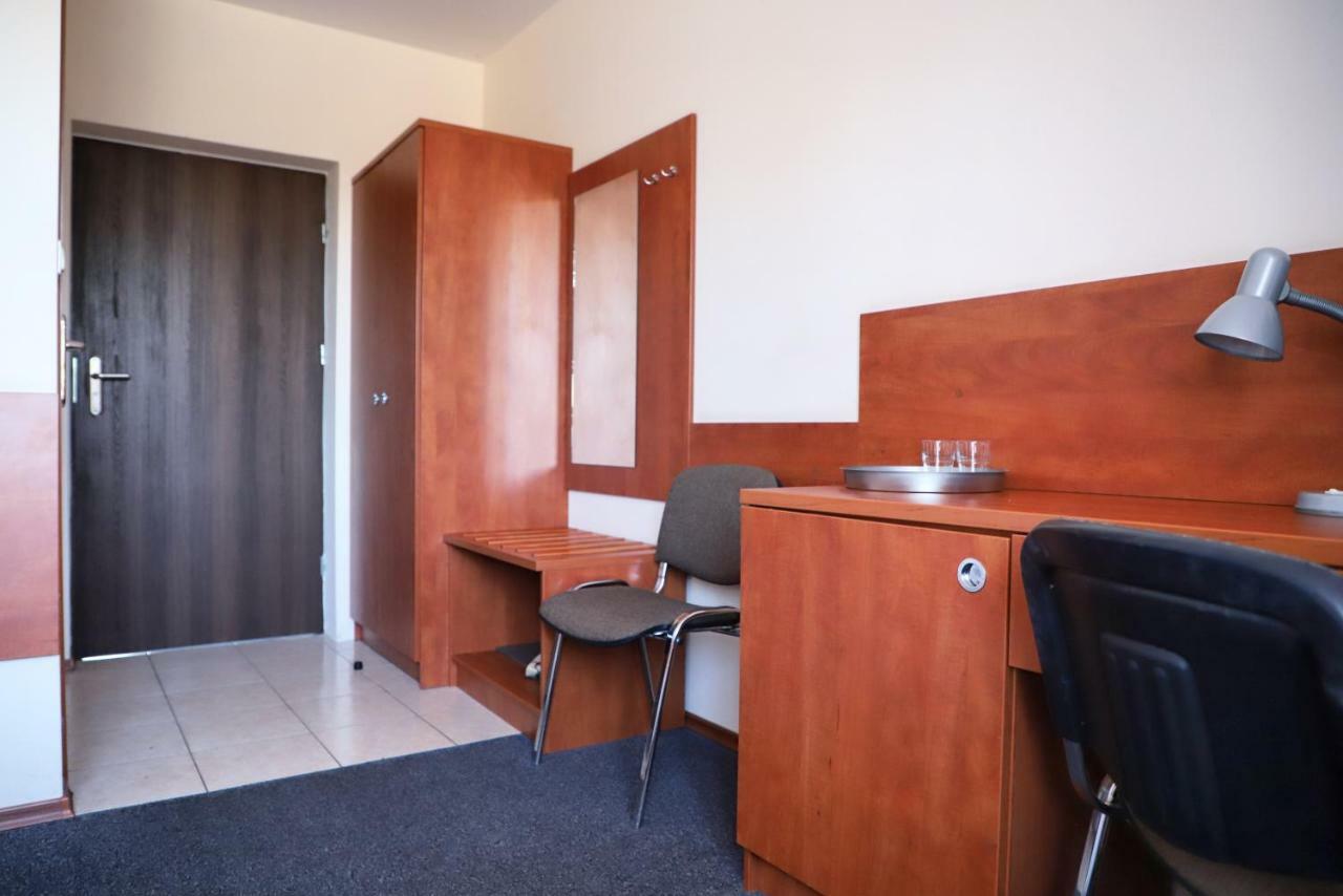 Hotel Julianow Warsaw Luaran gambar